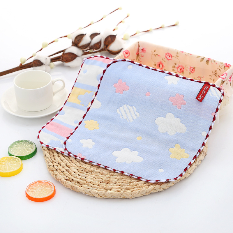 Baba pamut hatszlayer géz kendő, négyzet alakú, cartoon mintával, 22 g, 95% pamut