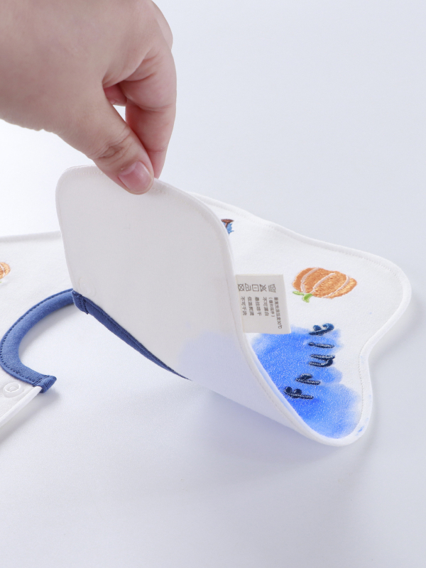 Etetőkötény csecsemőknek >95% pamut, antibakteriális 7A, vízálló, 0–3 éveseknek, uniszex, nyaknál hímzett