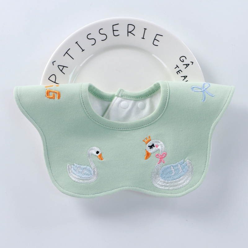 Etetőkötény csecsemőknek >95% pamut, antibakteriális 7A, vízálló, 0–3 éveseknek, uniszex, nyaknál hímzett