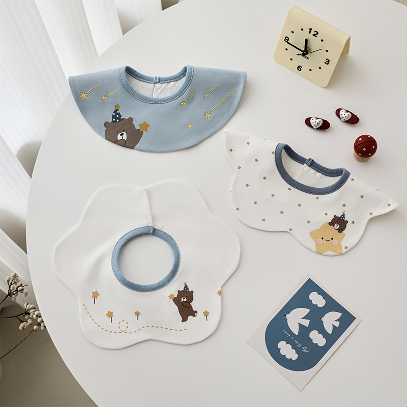 Baba vízálló etetőkendő forgatható dizájnnal, több mint 95% pamut, koreai stílusú karikatás mintával, 0–3 éveseknek