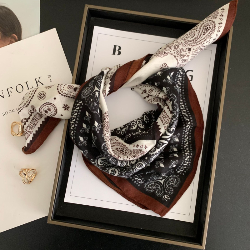 Γυναικείος τετράγωνος φουλάρι από βαμβάκι-λινό, με πουά μοτίβο, warp-knit ύφανση, διπλής χρήσης εσάρπα για την άνοιξη