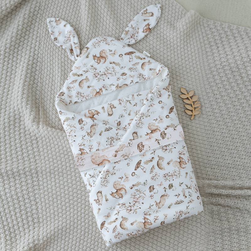 Zīdaiņu kokvilnas sedziņa – karikatūras raksts, pildījums: cits, piemērota pavasarim, rudenim un ziemai, vecums: zīdaiņi