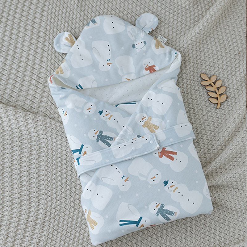 Zīdaiņu kokvilnas sedziņa – karikatūras raksts, pildījums: cits, piemērota pavasarim, rudenim un ziemai, vecums: zīdaiņi