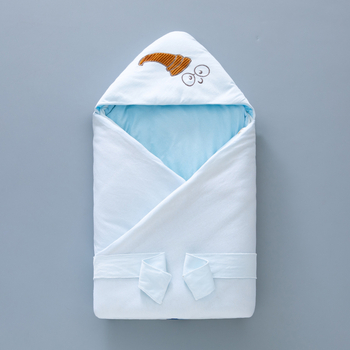 Zīdaiņu pleds no tīra kokvilnas bieza sega ar mazgājamu pildījumu dzīvnieku un karikatūru raksts piemērots pavasarim rudens ziemai