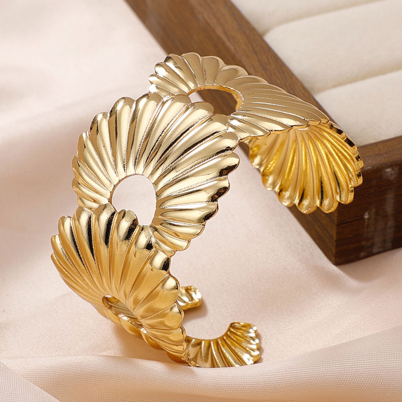 Atvērta regulējama rokassprādze no titāna tērauda, hidrauliski presēta virsma, svars 26 g, personīgs stils, rokassprādze kā aksesuārs