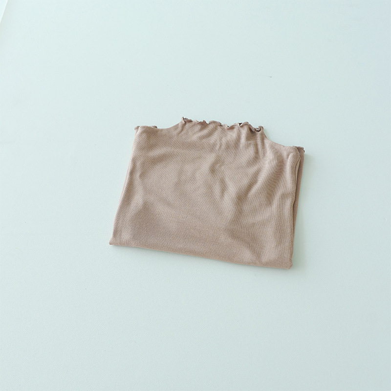 Bērnu T-krekls no modalā materiāla ar mežģīni pie augšējā apkakles, garas piedurknes, mitruma vadīšana, 3–8 gadiem.