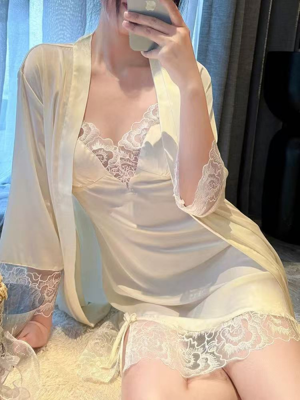 Ženska spavaćica s trakama i jastučićima za dojke, od ice silk materijala, ultra-tanka, V izrez, 3/4 rukava, duljina suknje