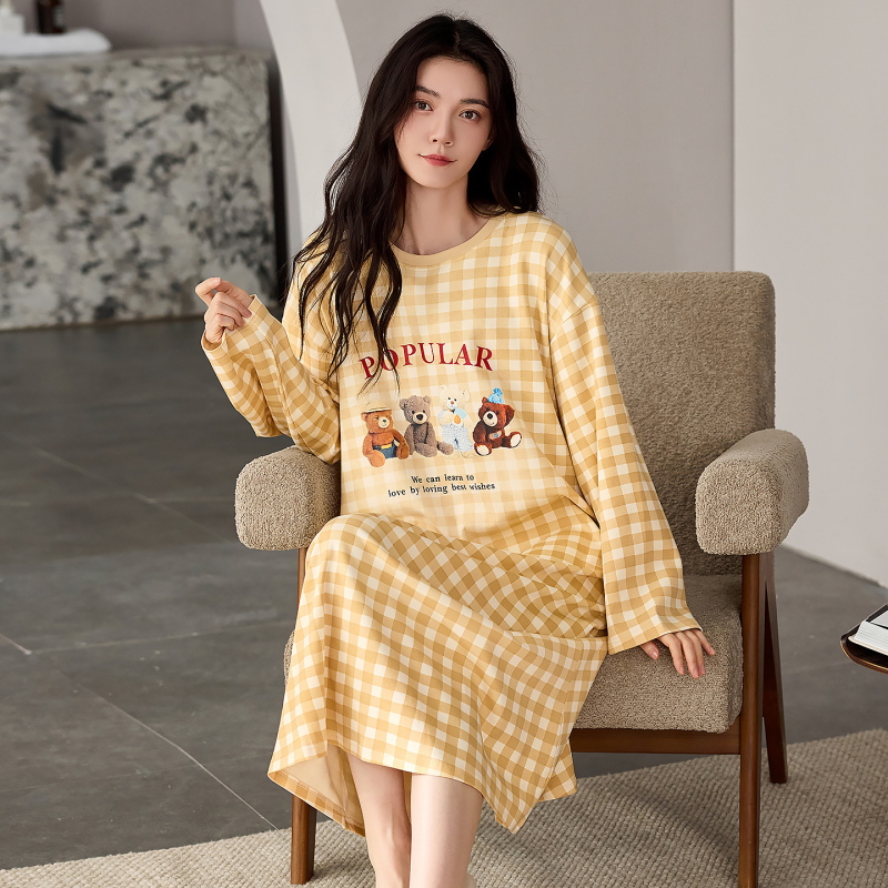 Noćna haljina od elastičnog pamuka, pull-over stil, dugi rukavi, srednje duljine suknja