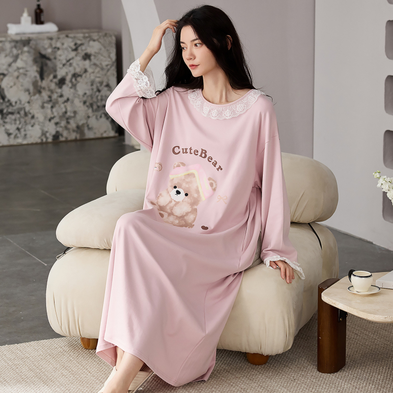 Noćna haljina od elastičnog pamuka, pull-over stil, dugi rukavi, srednje duljine suknja