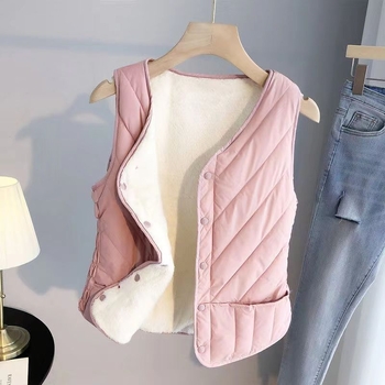 Veste ar flokētu virsmu un pogām, poliesteres audums ar siltu oderi, ziemas izdevums 2025