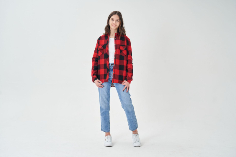 Vaikų marškiniai su languotu raštu, stovinčio kaklo, ilgomis rankovėmis, 100% medvilnė, tinka žiemai ir rudeniui