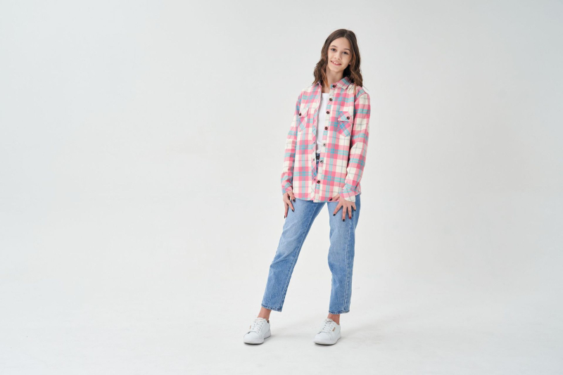 Vaikų marškiniai su languotu raštu, stovinčio kaklo, ilgomis rankovėmis, 100% medvilnė, tinka žiemai ir rudeniui