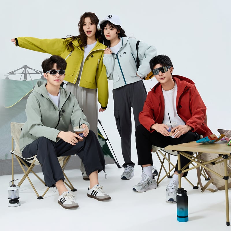 Kapuutsiga jakk – tuulekindel, tõmblukk, 100% polüester