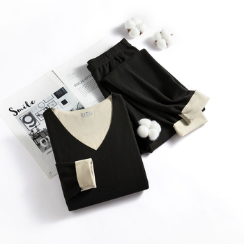 Neatkarīgi no dzimuma termālais apģērbu komplekts ar fleece odere, augšdaļai ar apaļu kaklu un biksēm, cieši pieguļošs, elastīgs, auduma biezums 201–250 g/m², poliesters