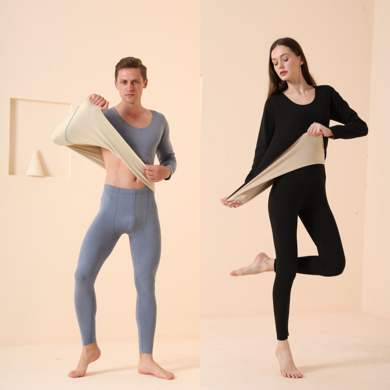 Neatkarīgi no dzimuma termālais apģērbu komplekts ar fleece odere, augšdaļai ar apaļu kaklu un biksēm, cieši pieguļošs, elastīgs, auduma biezums 201–250 g/m², poliesters