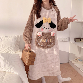 Nakts kleita ziemas korāļa plīša audumā, bieza, grūtniecēm, apaļš kakla izgriezums, garas piedurknes