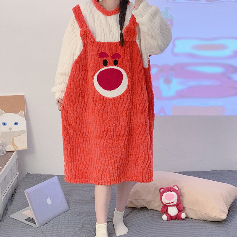 Nakts kleita ziemas korāļa plīša audumā, bieza, grūtniecēm, apaļš kakla izgriezums, garas piedurknes