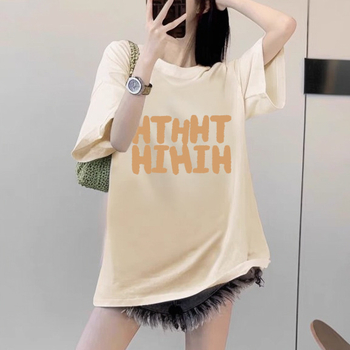 Дамски T‑шърт с къс ръкав, свободна кройка, аниме принт, плат млечен шёлк, стил пуловер, ежедневен (Плат: млечен шёлк; Принт: аниме; Стил: пуловер, ежедневен; Версия: свободна; Яка: кръгла)