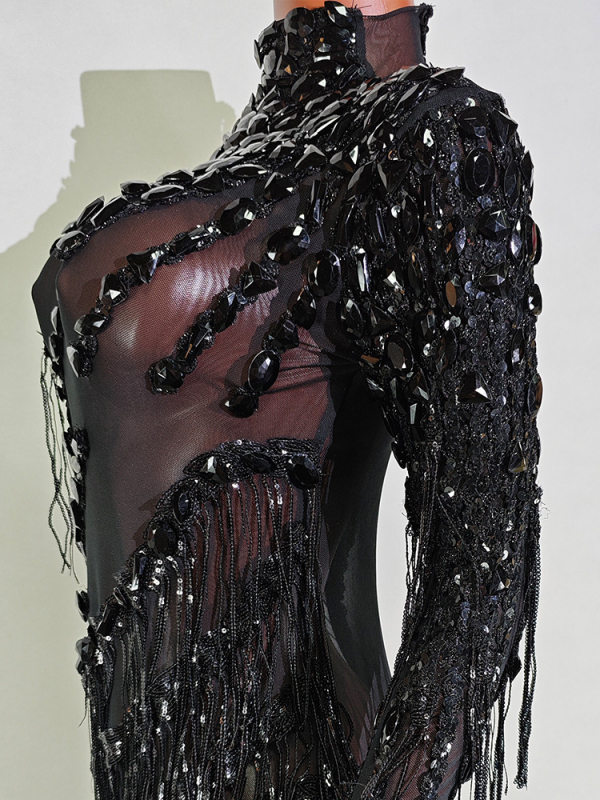 Прозрачна мрежеста рокля с ресни и кристали, еднорамен сценичен костюм за латински танци; Материя: мрежа; Спандекс 50–70%; Ръкав: едно рамо; Печат/боядисване