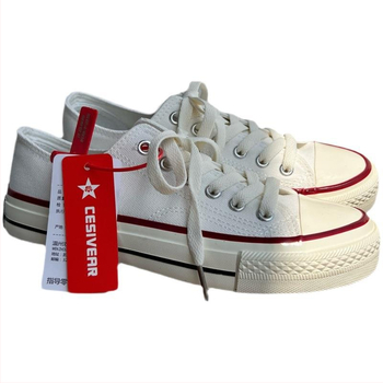 Vyriniai žemakulniai platniniai tenisiai su raišteliais, smailus nosis, viršus iš drobės, vidinis audinys iš drobės, guma padas