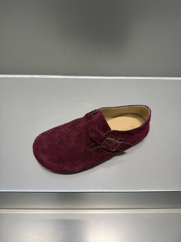 Ženske loaferice s retro stilom, gornji dio od prvog sloja teleće kože, zaobljeni vrh, slip-on zatvaranje