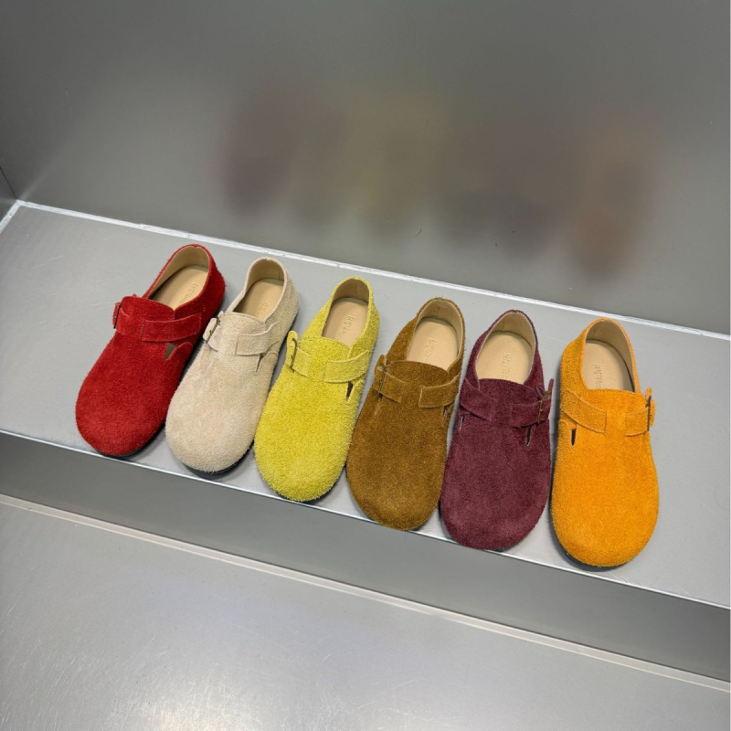 Ženske loaferice s retro stilom, gornji dio od prvog sloja teleće kože, zaobljeni vrh, slip-on zatvaranje