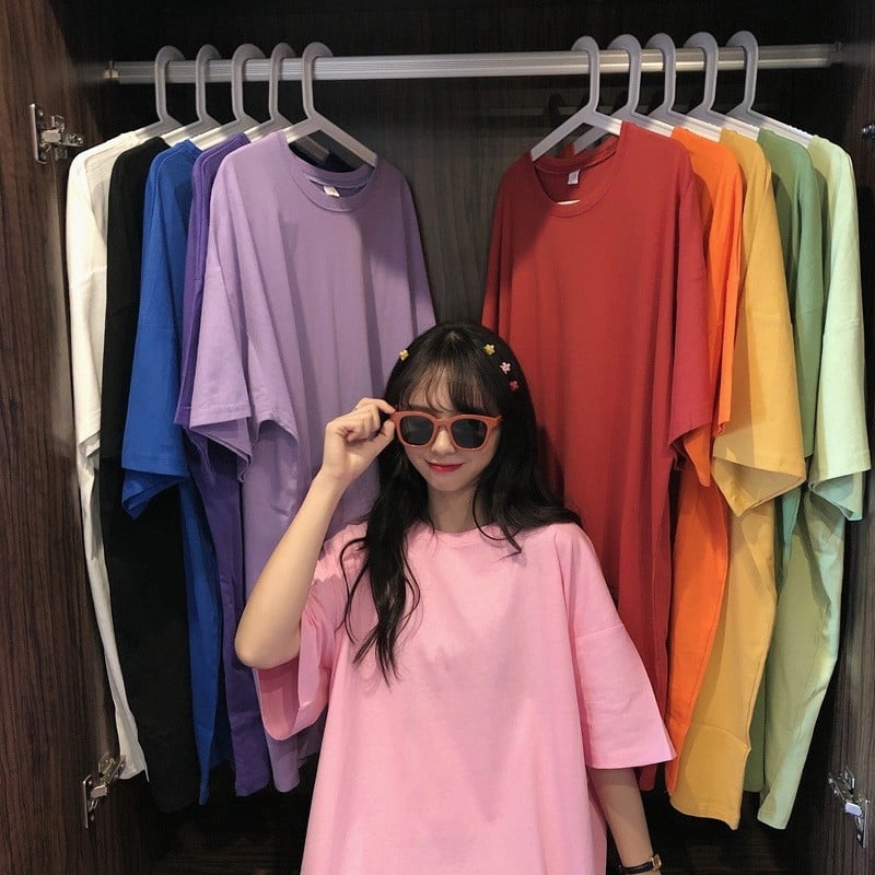 Женска тениска с къс ръкав, свободен силует, кръгло деколте, Milk Silk плат, полиестер ≥95%, едноцветна