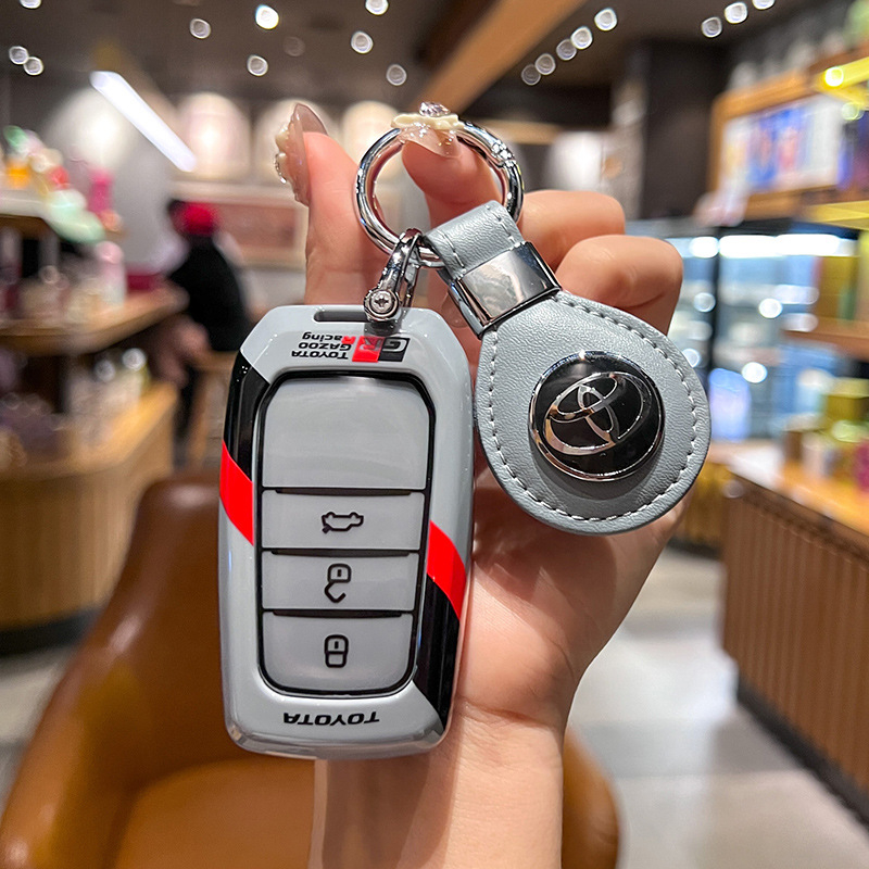 Toyota võtmeümbris Camry, Corolla, Levin, Avalon, Highlander, RAV4, CH-R mudelitele • ABS materjal • lihtne stiil