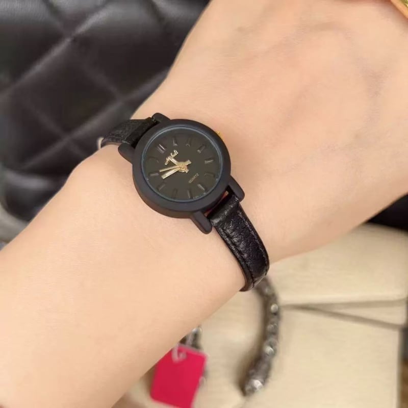 Ceas femei cu cuarț, cadran rotund, mecanism cuarț japonez, carcasă din metal, sticlă minerală întărită, rezistență la apă 30 m