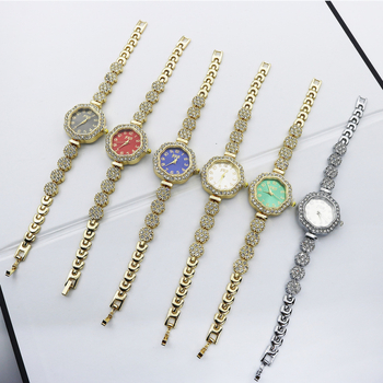 Ceas dama quartz Vientiane cu cadran în formă de floare, curea din oțel inoxidabil, carcasă din aliaj, mecanism Guangdong