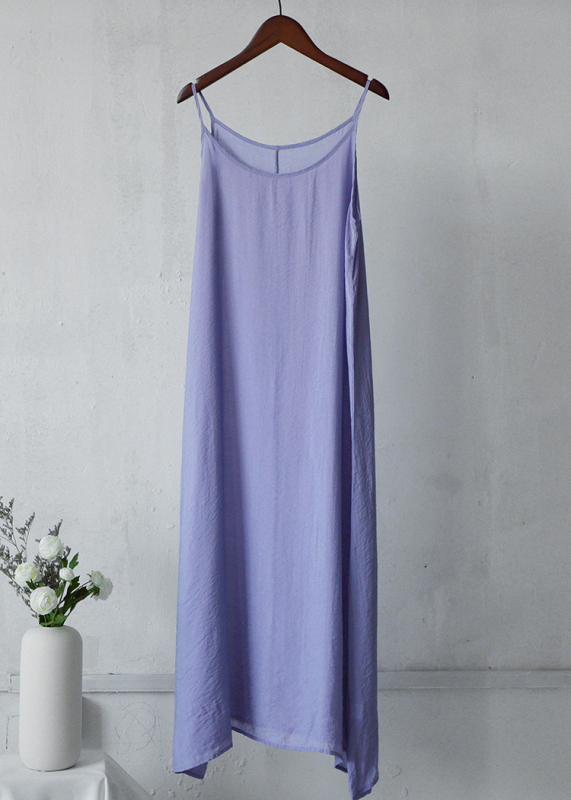 Siidist–puuvillasegu kleit, varrukateta, pikk pendulum-lõikega, etniline retro-stiil, suvi 2023