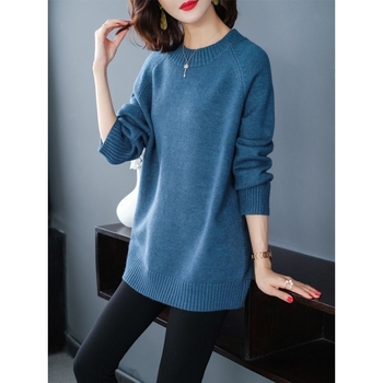 Pulover din amestec lână-poliester, guler rotund, mâneci lungi, croială lejeră