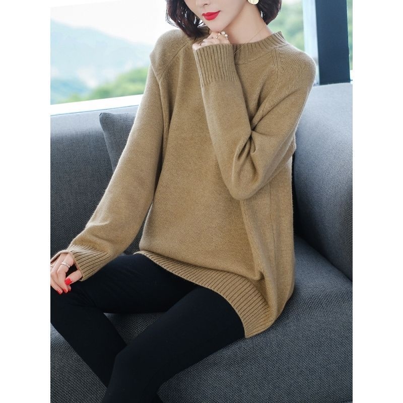 Pulover din amestec lână-poliester, guler rotund, mâneci lungi, croială lejeră