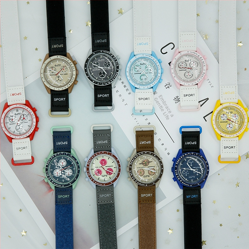 Ceas sport în colaborare cu design de Lună planetară și curea magică (mișcare cuarț, sticlă minerală, carcasă din plastic, logo tipărit)