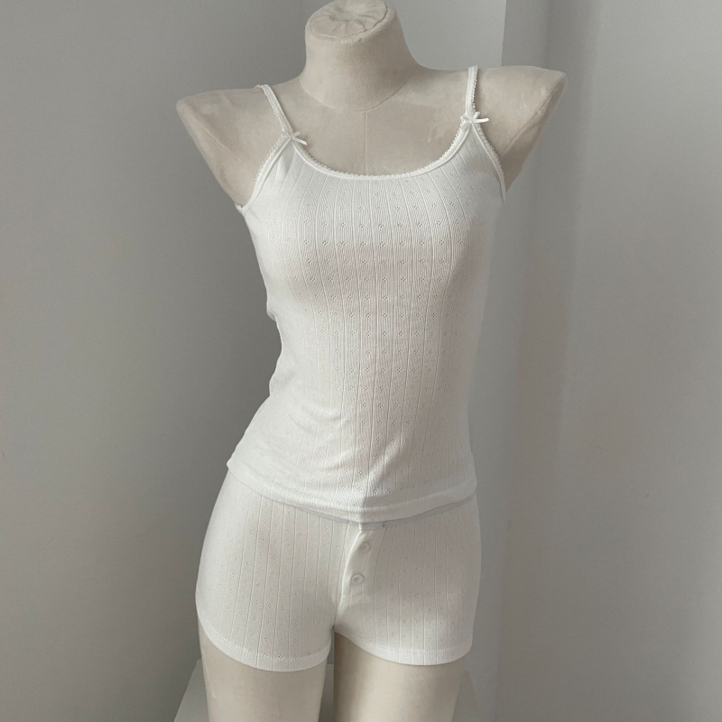 Памучни три четвърти шорти с еластична талия и копчета – ретро стил с прав силует, лято 2024