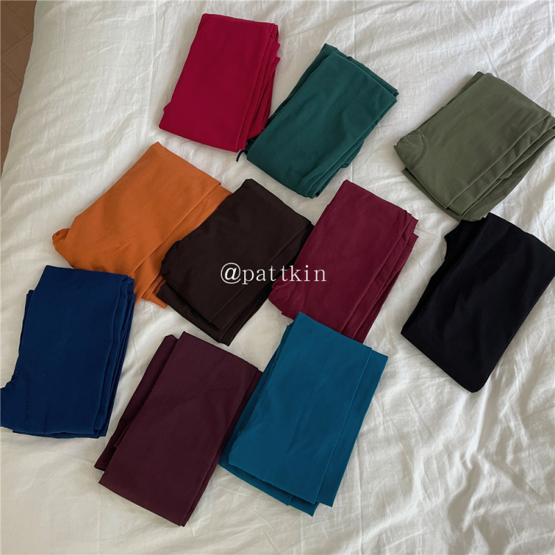 Velvetas pėdkelnės, vidutinio storio, pilno ilgio, nailonas 70–80%, japoniško stiliaus