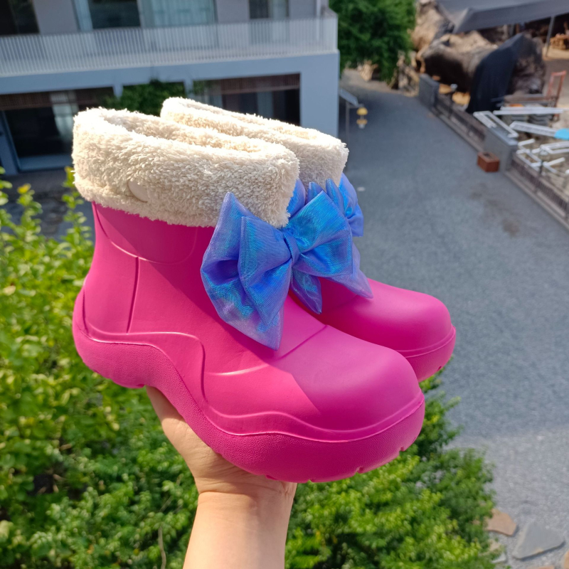 Ženske vodootporne čizme za snijeg s protukliznom potplatom i toplom podstavom, srednje visine potkoljenice, debela potplata