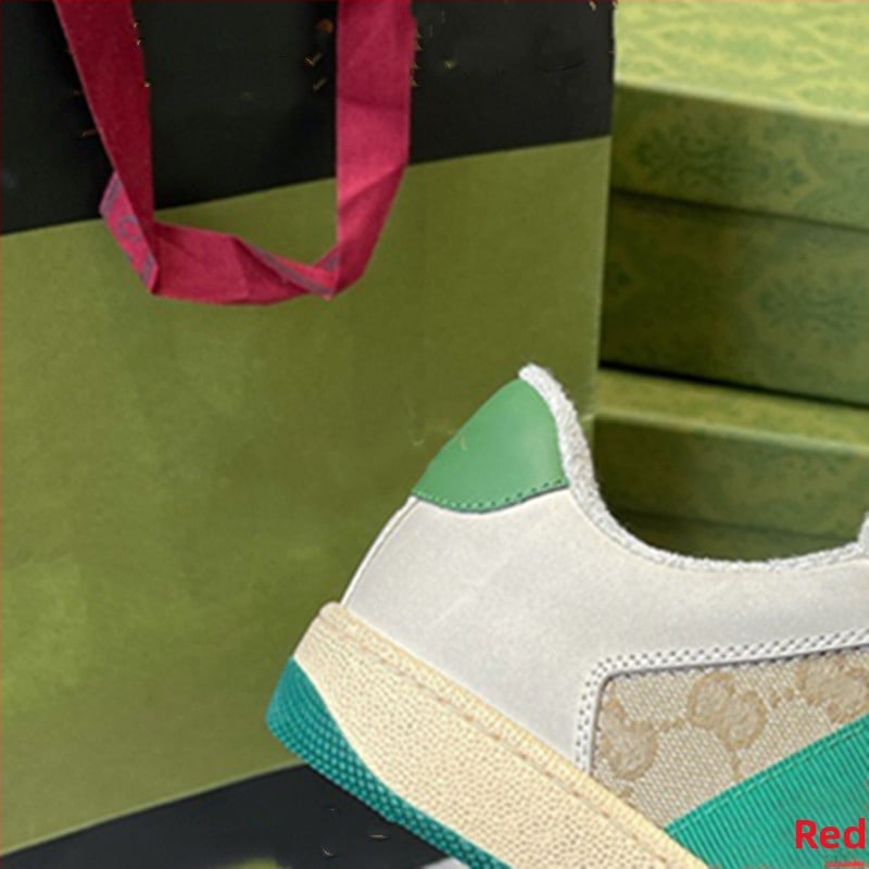 Unisex retro ādas sneakers ar nolietota izskata, augšējā daļa no dabīgās ādas, iekšējā zole no dabīgās ādas, gumijas zole, priekšējā šņorēšana, zemais siluets