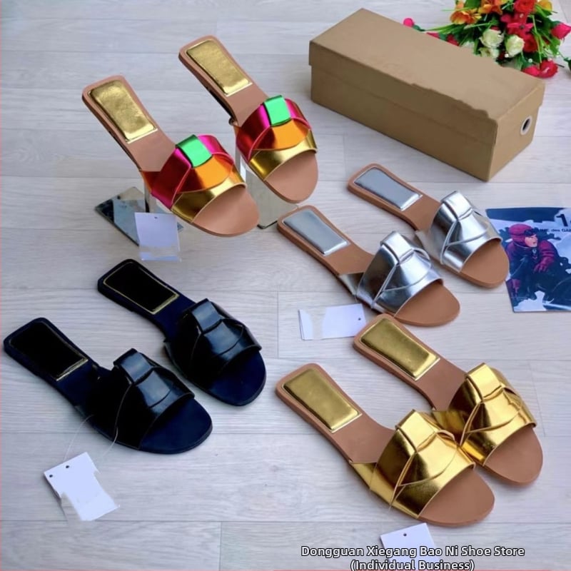 Kasdieniai moterų sandalai, viršus iš sintetinės odos, gumos padas, užsegimas flip-flop, lengvi ir kvėpuojantys