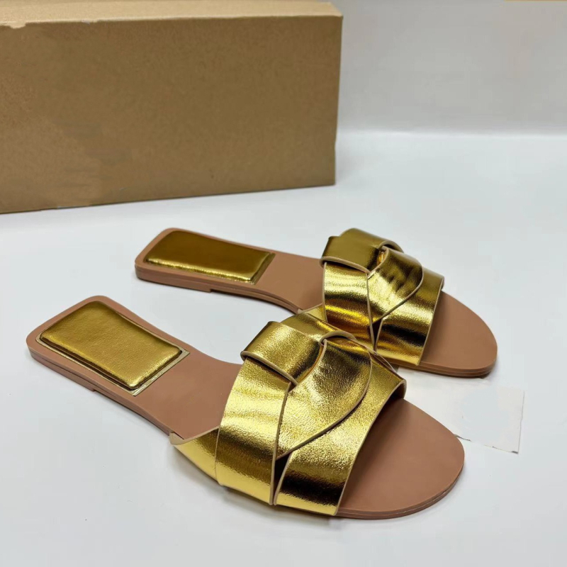 Kasdieniai moterų sandalai, viršus iš sintetinės odos, gumos padas, užsegimas flip-flop, lengvi ir kvėpuojantys