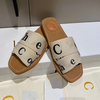 Сандали с един презрамък, мрежеста горна част, гумена подметка, плосък ток, подходящи за плаж, лято 2025