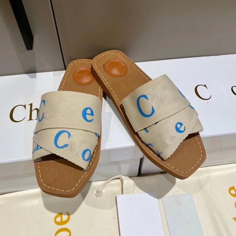 Сандали с един презрамък, мрежеста горна част, гумена подметка, плосък ток, подходящи за плаж, лято 2025