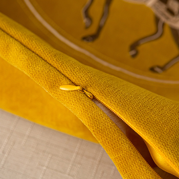 Izvezeni jastuk s unutarnjim jezgrom, navlaka od poliestera, punjenje od poliesterskog vlakna, uzorak slatkog životinjskog motiva