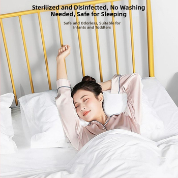 Vienkartinis keturių dalių patalynės komplektas kelionėms ir traukinių miegamiesiems: paklodė, antklodės užvalkalas, pagalvių užvalkalai, miegmaišis