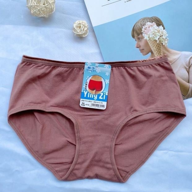 Sieviešu kokvilnas biksītes Sakura, elpojoša adījuma, vidēja vidukļa augstums, 50s audums, kokvilnas saturs 90–95%