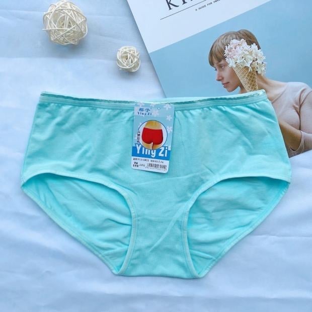 Sieviešu kokvilnas biksītes Sakura, elpojoša adījuma, vidēja vidukļa augstums, 50s audums, kokvilnas saturs 90–95%