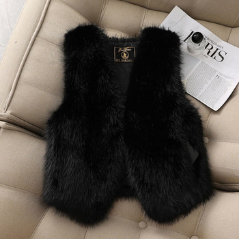 Vesta din blană de vulpe, lungime ultra-scurtă, decolteu în V, iarna 2025, stil surorile regale