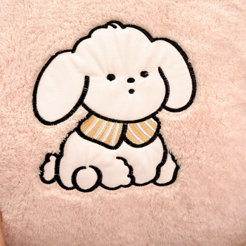 Plišan jastuk s navlakom, punjenje od poliester vlakana, motiv crtanog filma, jednostavan i moderan stil