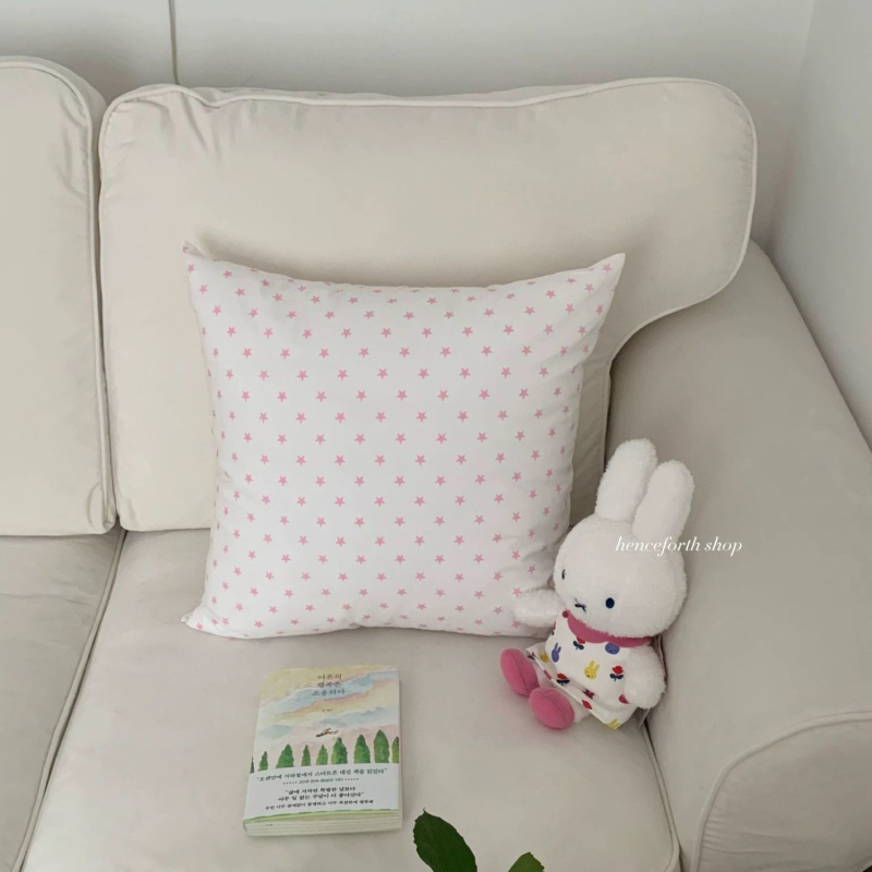 Jastučnica od pliša s PP pamuk punjenjem; jedinstven dizajn; tiskana tkanina; moderni minimalistički stil; mogućnost prilagodbe.