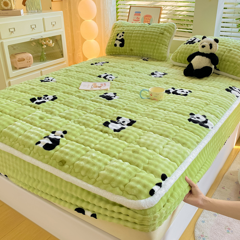 Navlaka za madrac s elastičnim rubom, motiv karikatura i cvijeće, sintetička vlakna, šivanje, reaktivno tiskanje, težina 800–1000 g